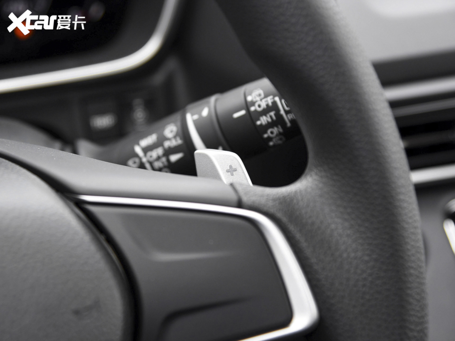 2022Wِ 2.0L e:HEV J