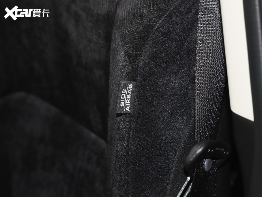 2022Wِ 2.0L e:HEV J