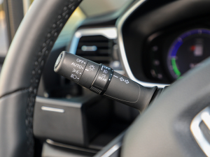 20222.0L e:HEV J п؅^