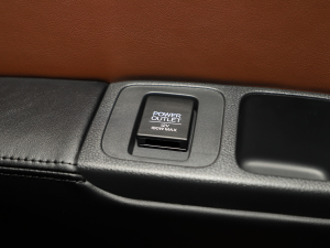 20222.0L e:HEV J п؅^