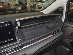 20222.0L e:HEV Jҫ g