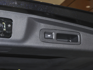 20222.0L e:HEV Jҫ g