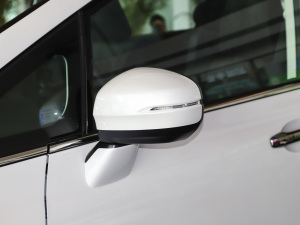 20222.0L e:HEV J ݆Ȧ