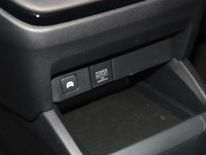 20222.0L e:HEV J п؅^