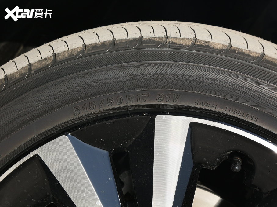 2023͸ 2.0L e:HEV JƼ