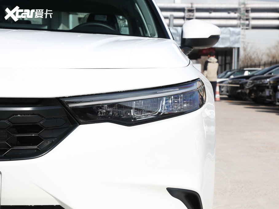 2023͸ 2.0L e:HEV JƼ