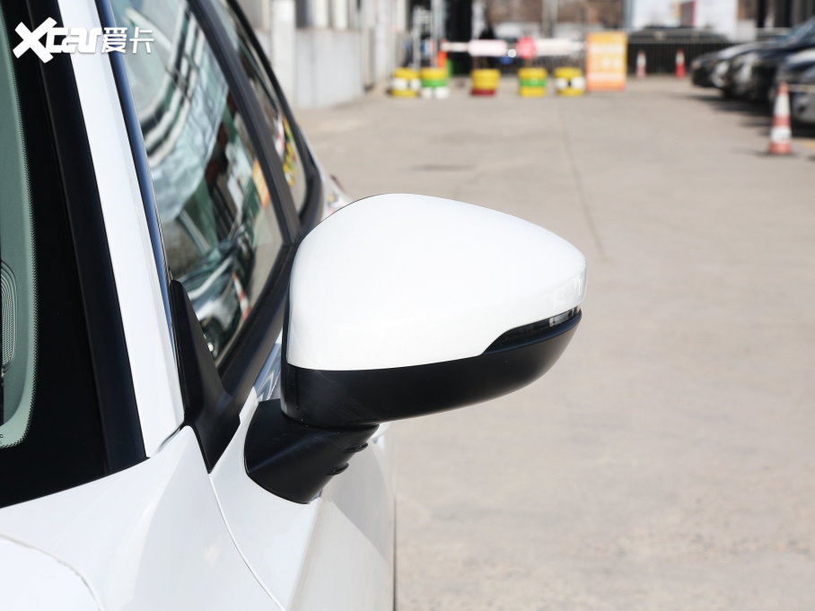 2023͸ 2.0L e:HEV JƼ