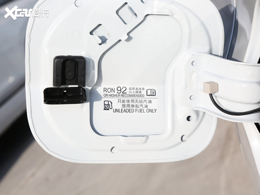 2023͸ 2.0L e:HEV JƼ