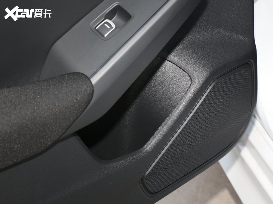 2023͸ 2.0L e:HEV JƼ