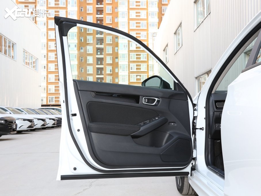 2023͸ 2.0L e:HEV JƼ