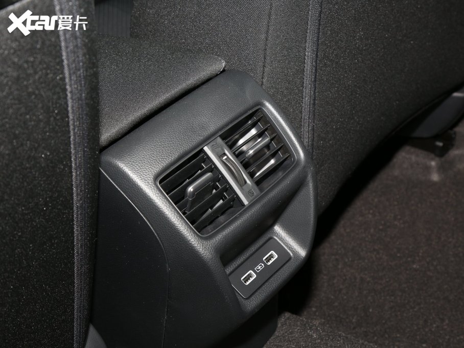 2023͸ 2.0L e:HEV JƼ