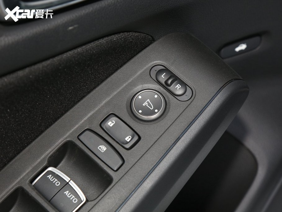 2023͸ 2.0L e:HEV JƼ