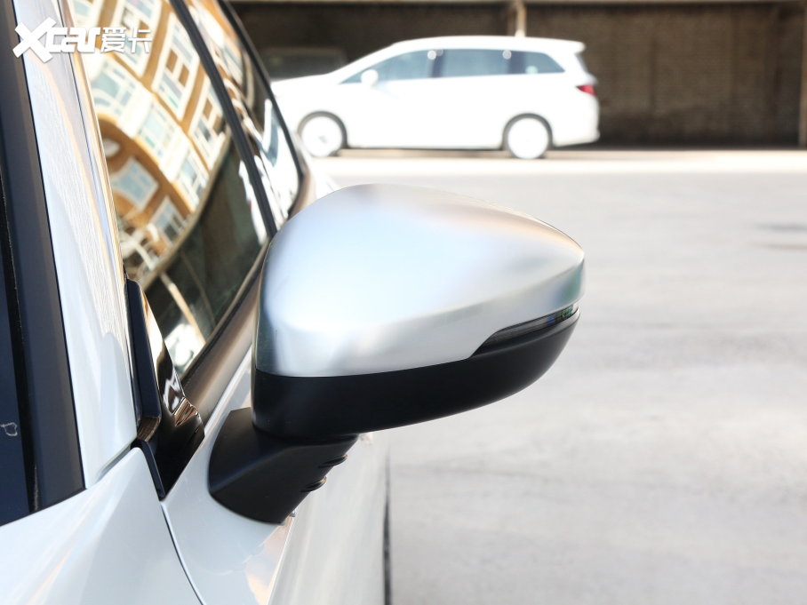 2023͸ 2.0L e:HEV JA