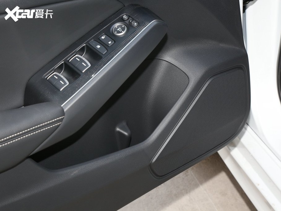 2023͸ 2.0L e:HEV JA