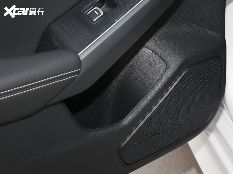 2023͸ 2.0L e:HEV JA