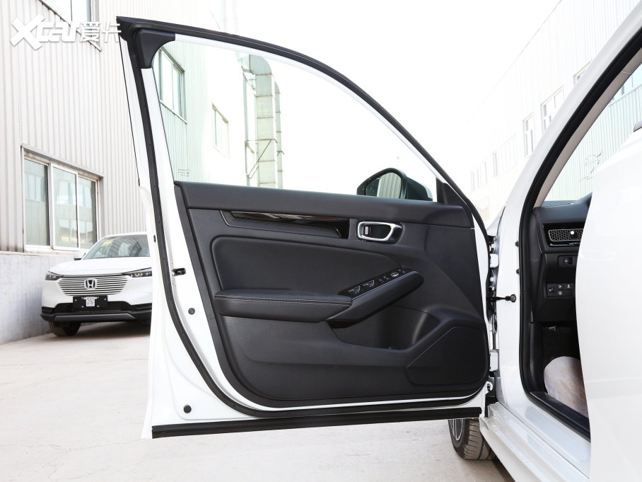 2023͸ 2.0L e:HEV JA