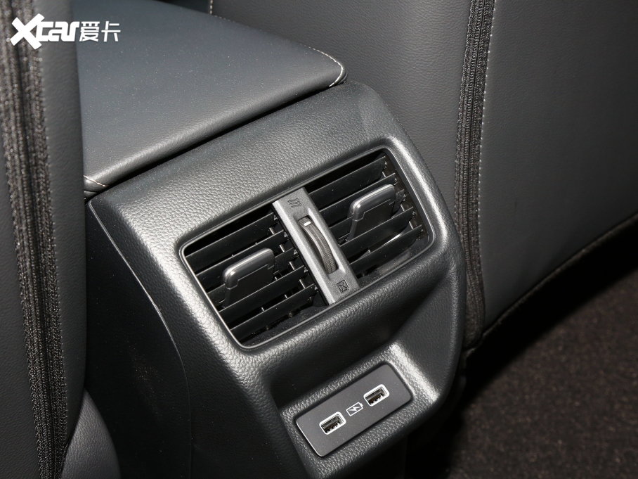 2023͸ 2.0L e:HEV JA