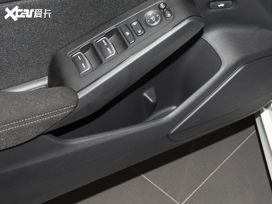 2023͸ 240TURBO CVTƼ