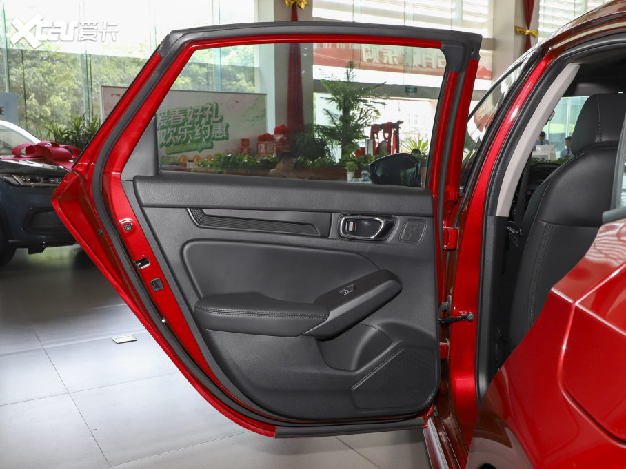 2023͸ 240TURBO CVTҹƼ