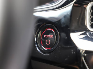 20232.0L e:HEV J п؅^