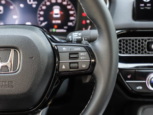 20232.0L e:HEV J п؅^