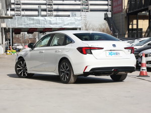 20232.0L e:HEV JƼ 45