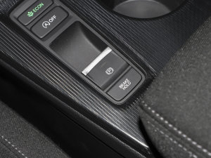 2023款240TURBO CVT科技版 驻车制动器