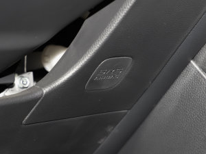 2023款240TURBO CVT科技版 中控区