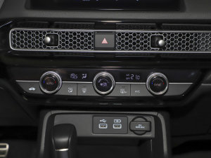 2023240TURBO CVTҹƼ {{