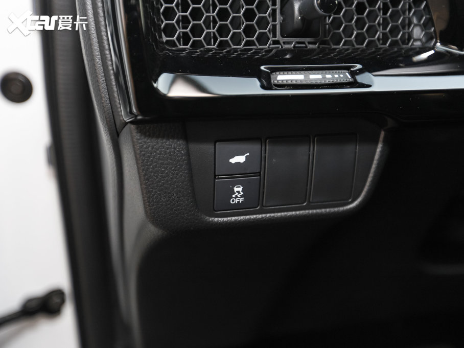 2023Ӱ 240TURBO (q) 5