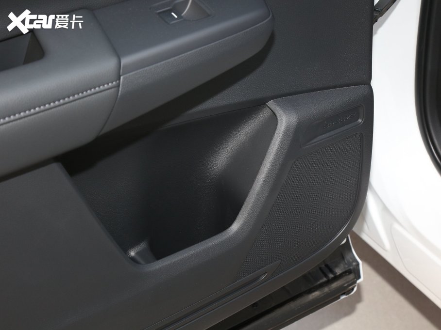 2023���Ӱ 240TURBO �����A�� 5��