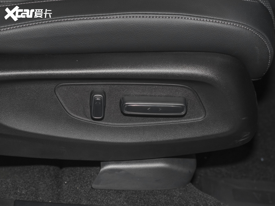 2023Ӱ 240TURBO APRO 7