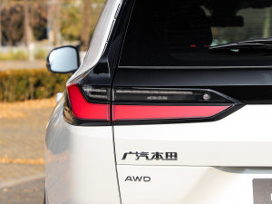 2023240TURBO (q) 5 (x)(ji)^