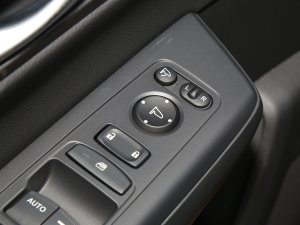 2023240TURBO (q)Ӣ 5 п؅^(q)