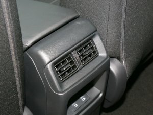 2023240TURBO (q)Ӣ 5 п؅^(q)