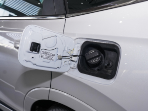 2023240TURBO APRO 7 w