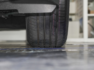 2023240TURBO APRO 7 ^