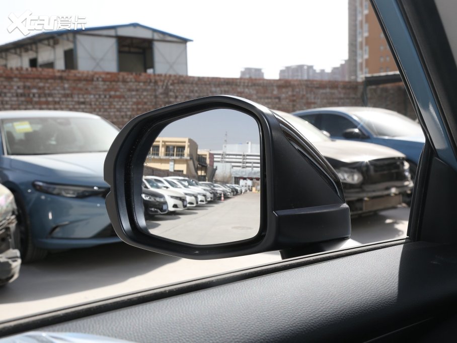 2023��ZR-V ���� e:HEV 2.0L �J��������