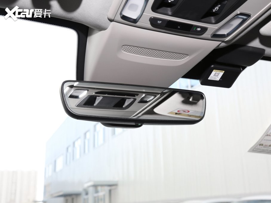 2023ZR-V  e:HEV 2.0L J