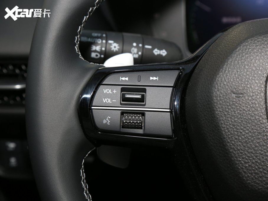 2023ZR-V  e:HEV 2.0L J