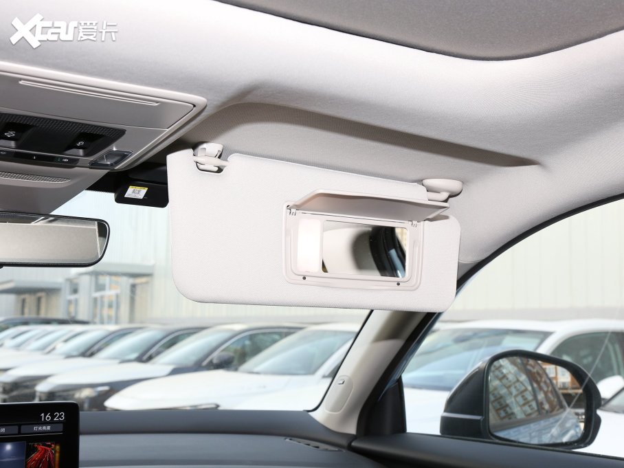 2023ZR-V  e:HEV 2.0L J