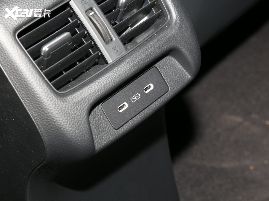 2023ZR-V  e:HEV 2.0L J