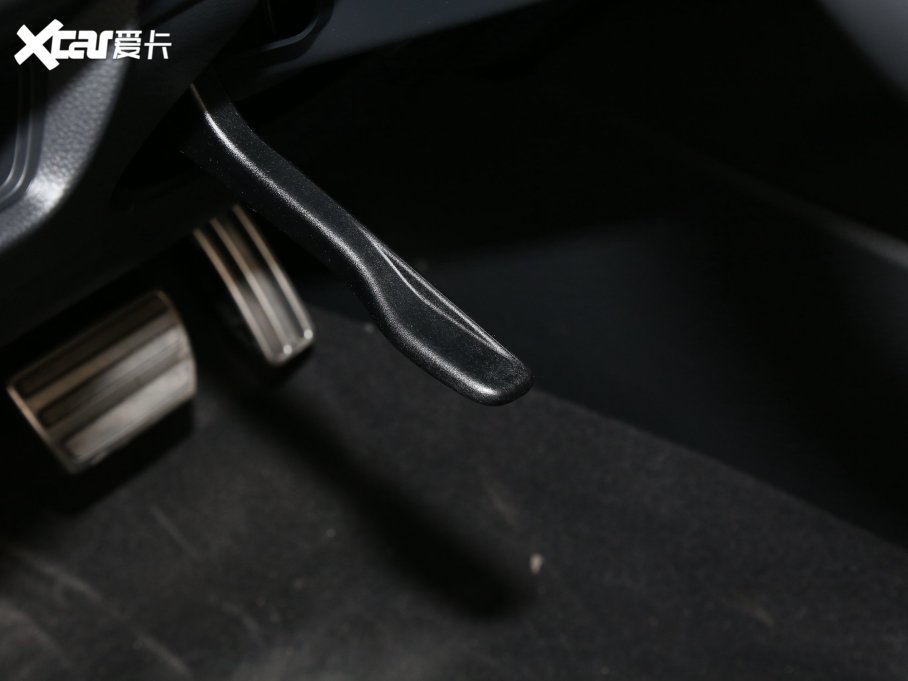 2023ZR-V  e:HEV 2.0L J