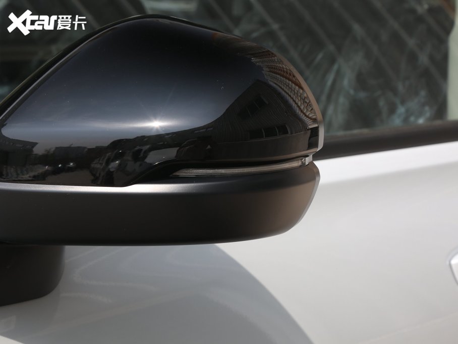 2023ZR-V  e:HEV 2.0L JA