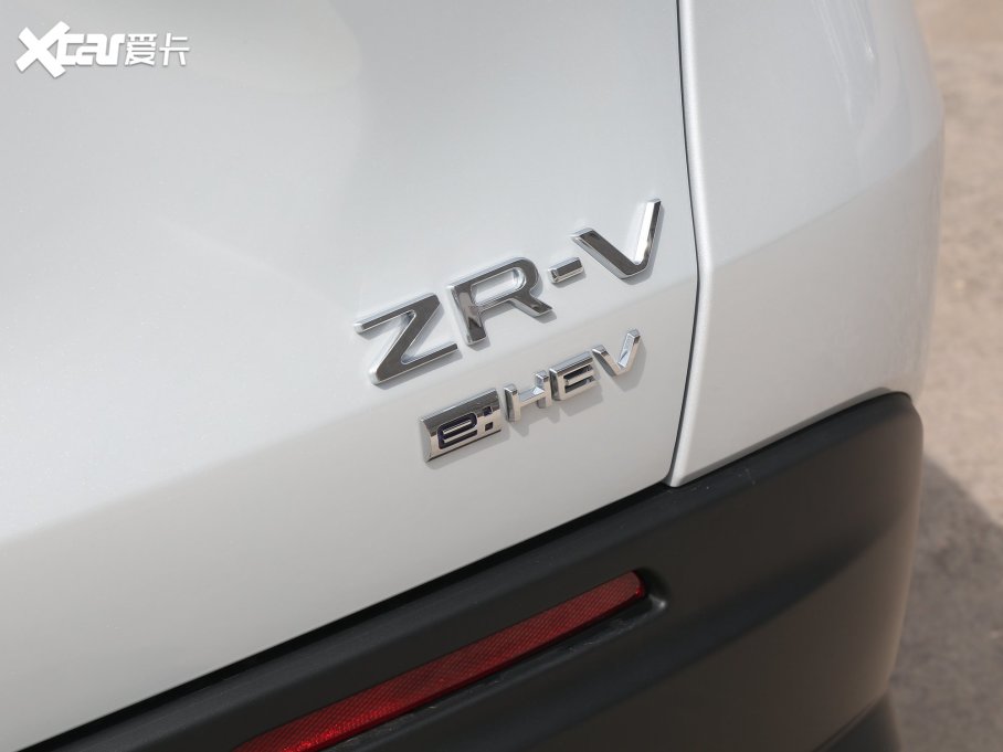 2023ZR-V  e:HEV 2.0L JA
