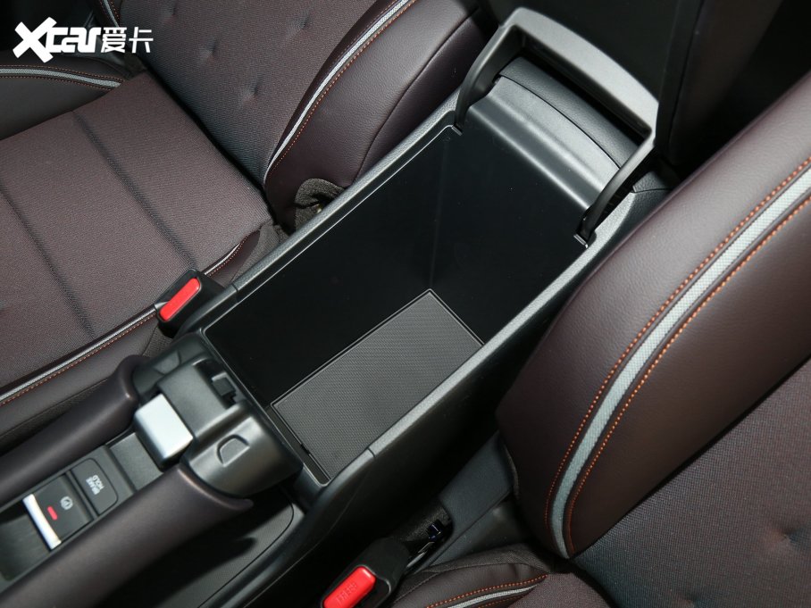 2023ZR-V  e:HEV 2.0L JA