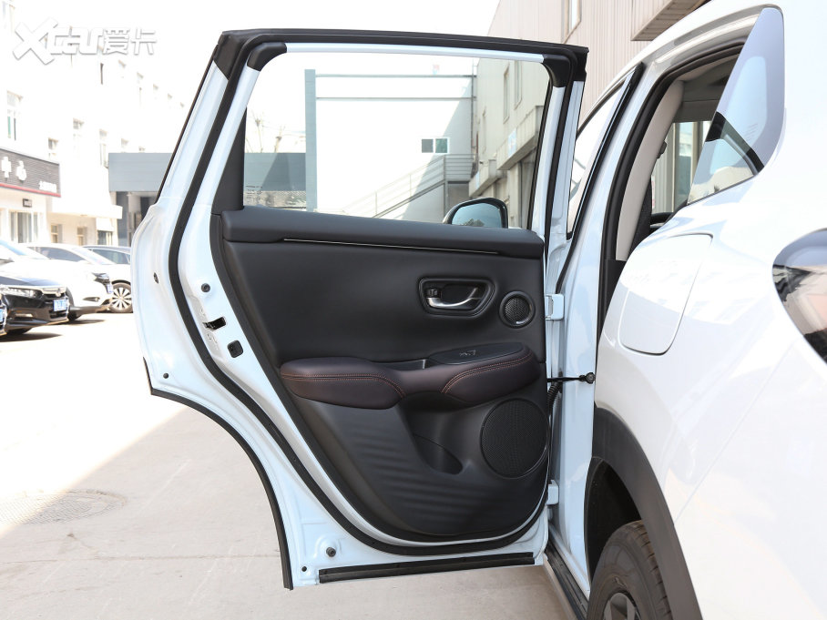 2023ZR-V  e:HEV 2.0L JA