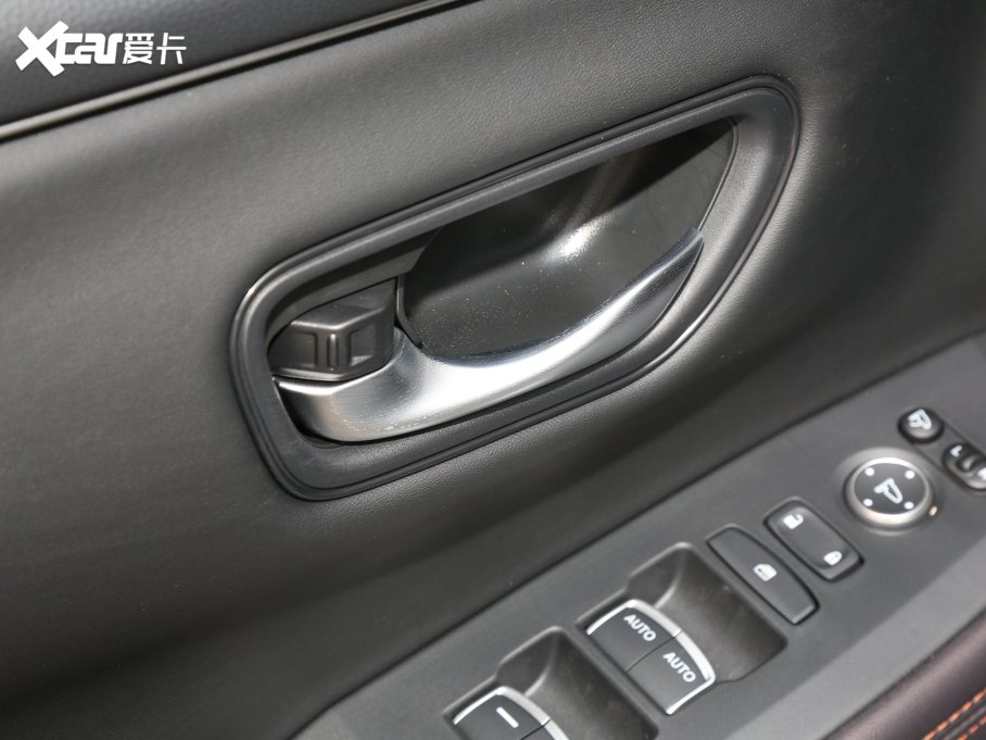 2023ZR-V  e:HEV 2.0L JA