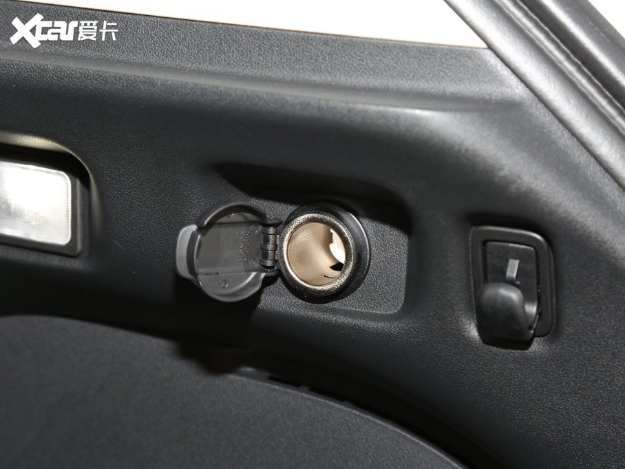 2023ZR-V  e:HEV 2.0L JA