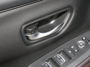 2023e:HEV 2.0L JA п؅^